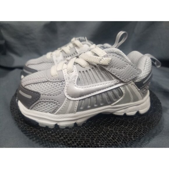 Nike Boys Vomero 5 (TD) Sneakers Mesh Pure Platinum Silver Size 7 NEW IN BOX! - Picture 2 of 11